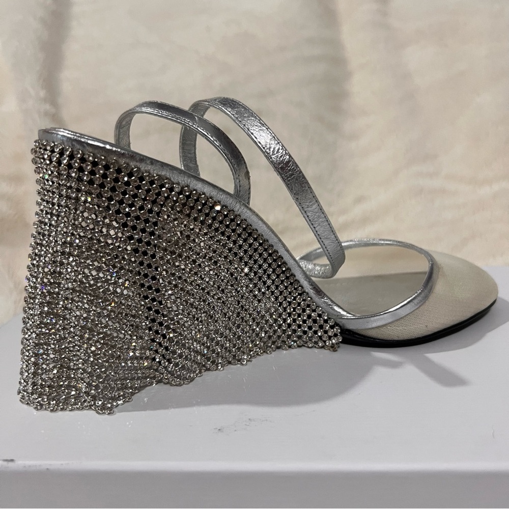 NIB Stunning Kate Cate Silver Crystal Embellished Heels w Slingback size EU 38 - Picture 2 of 7